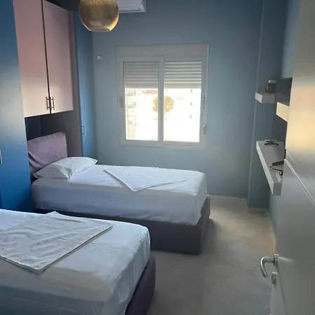 Lux アパート Sarandë